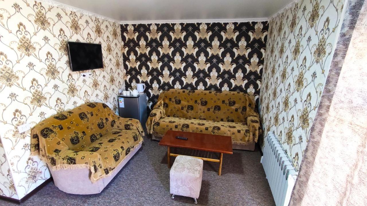 Hotel Natalia Kaji-Say Extérieur photo