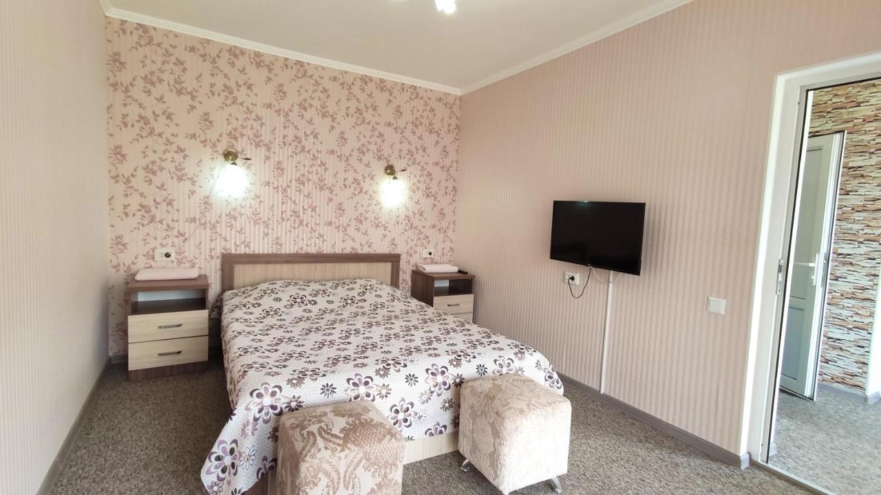 Hotel Natalia Kaji-Say Extérieur photo